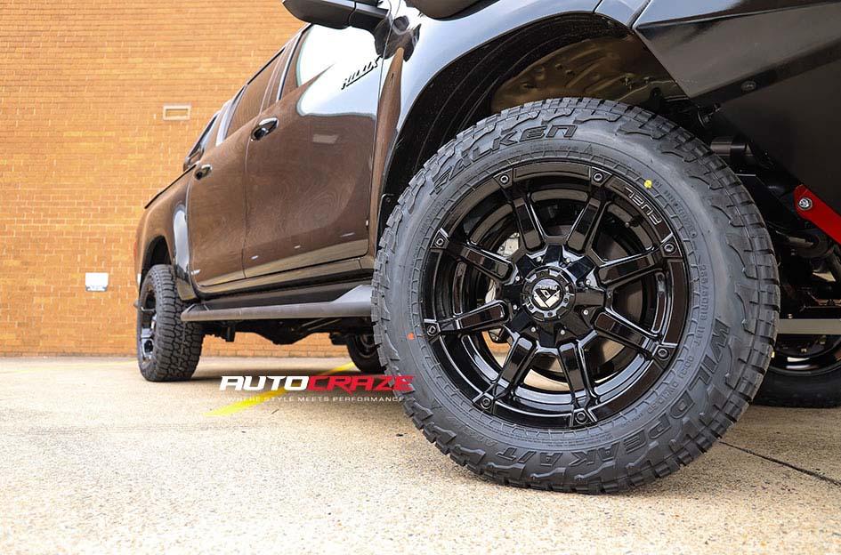 TOYOTA HILUX N80 4WD COUPLER GLOSS BLACK